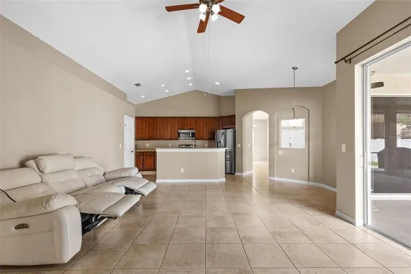 $3,250 | 13655 Artesa Bell Drive, Riverview, FL 33579