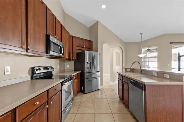 $3,250 | 13655 Artesa Bell Drive, Riverview, FL 33579