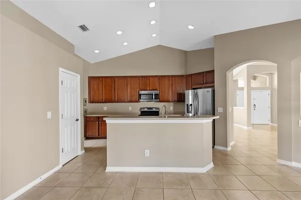 $3,250 | 13655 Artesa Bell Drive, Riverview, FL 33579