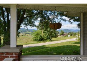73 Gibbs Road Leicester, NC 28748 - Photo 4 of 14 Gallery Image 4