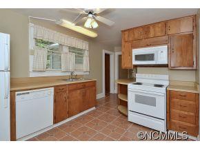 73 Gibbs Road Leicester, NC 28748 - Photo 6 of 14 Gallery Image 6