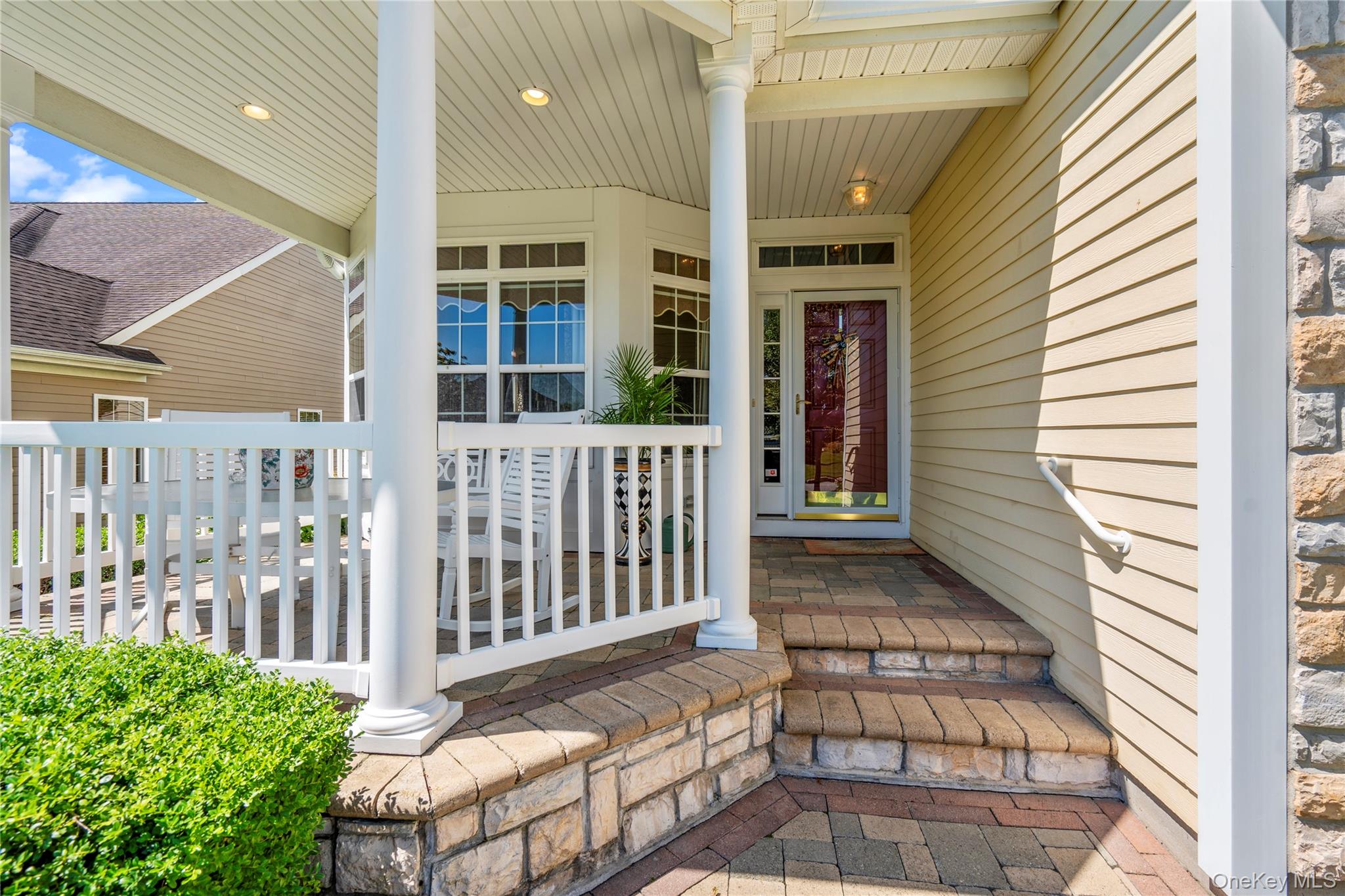 395 Stonecrop Road Riverhead, NY 11901 - Photo 3 of 40 Porch