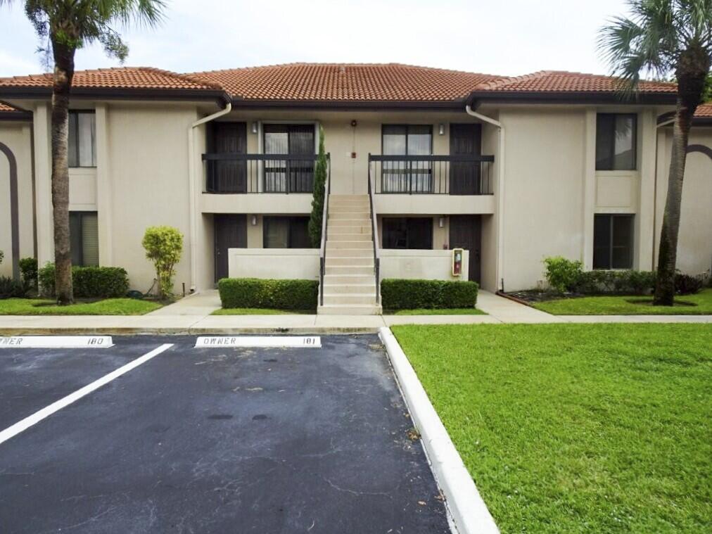 350 Club Circle, Unit 105 Boca Raton, FL 33487 - Photo 19 of 19 DSC04968