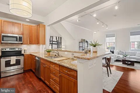 $729,000 | 108 Captains Way, Philadelphia, PA 19146