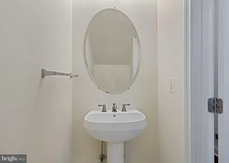 $729,000 | 108 Captains Way, Philadelphia, PA 19146