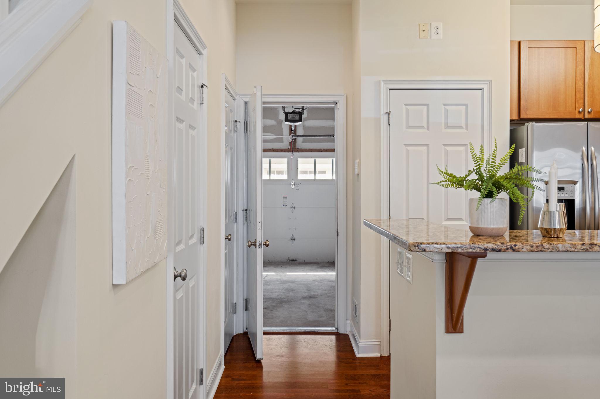 108 Captains Way Philadelphia, PA 19146 - Photo 17 of 59