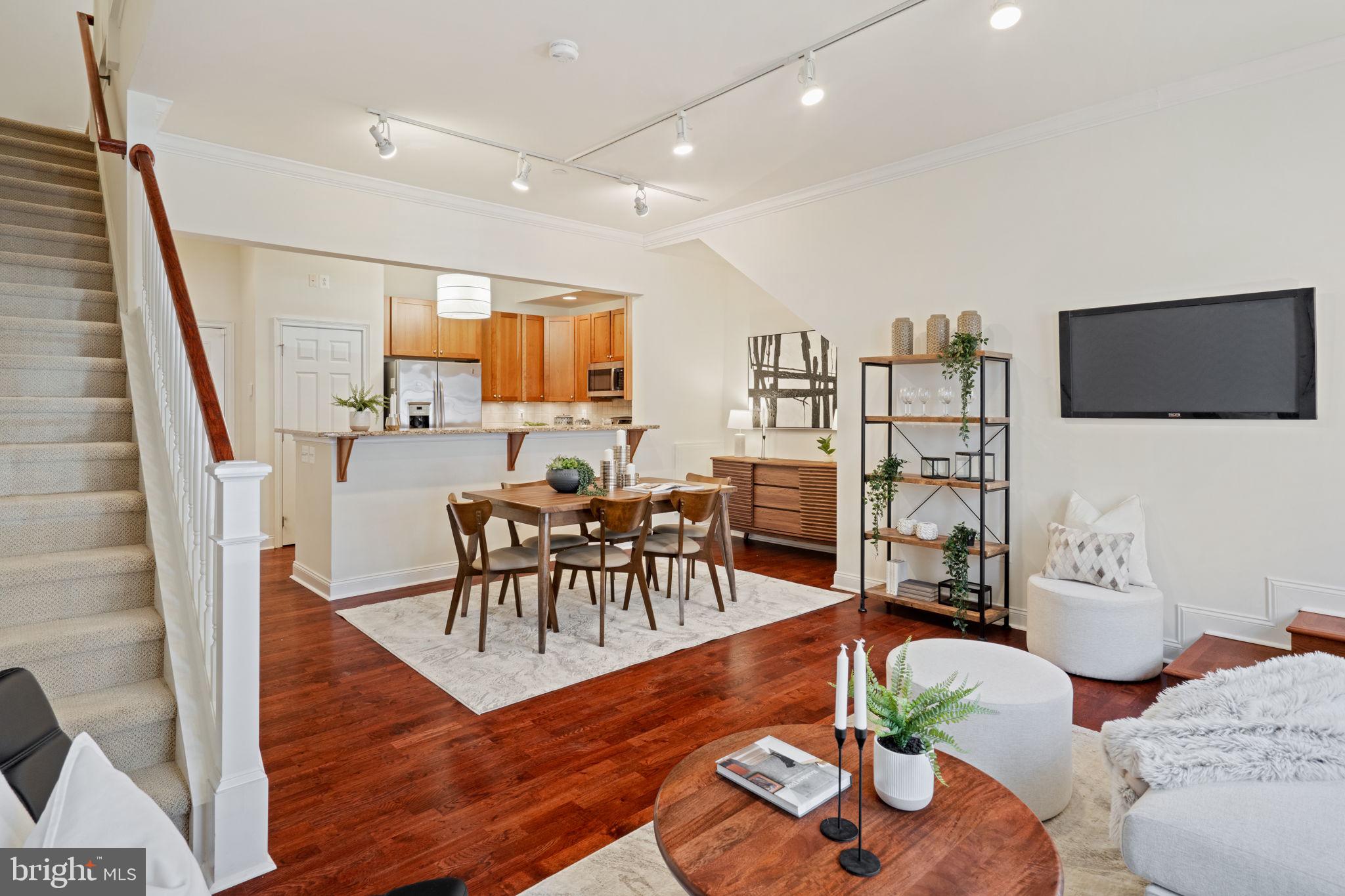 108 Captains Way Philadelphia, PA 19146 - Photo 5 of 59