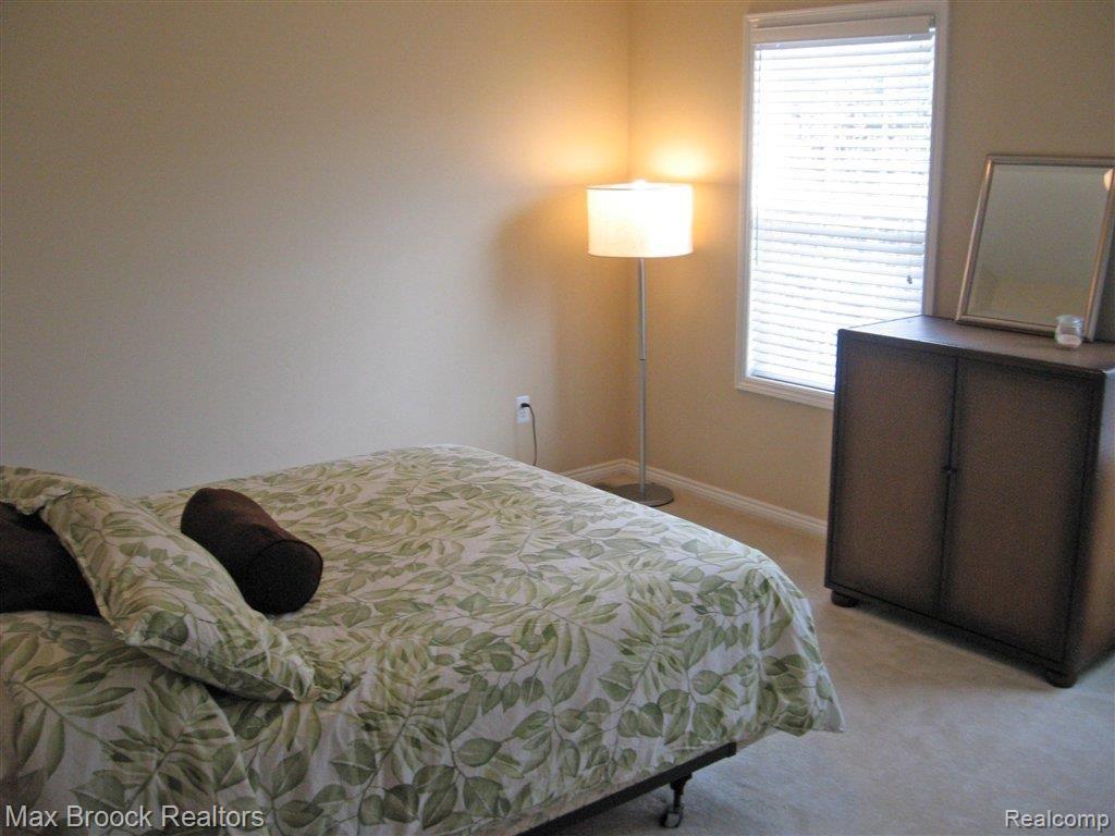 3813 South Rochester Road, Unit 2 Royal Oak, MI 48073 - Photo 8 of 10 Bedroom #2.jpg