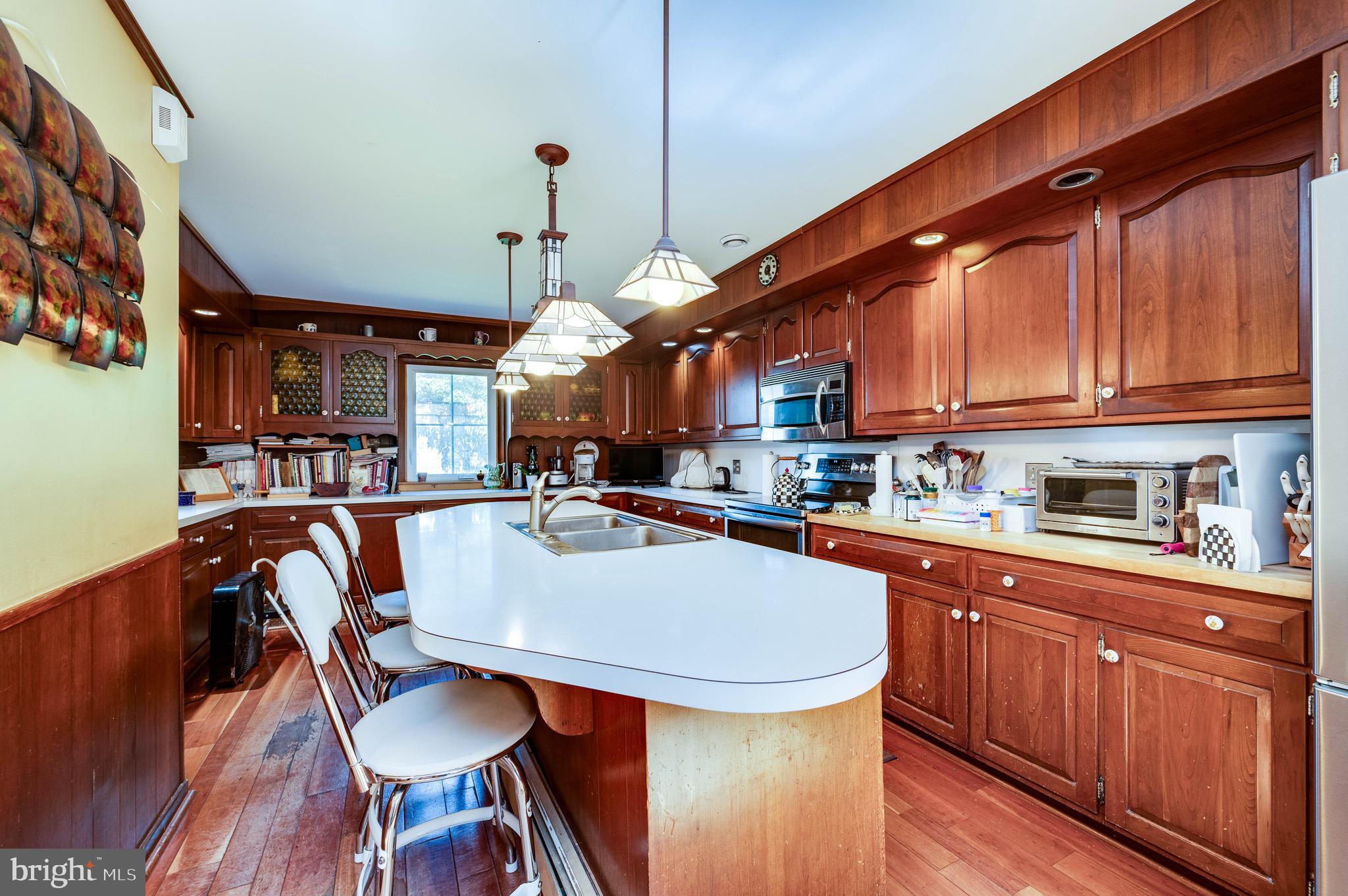 578 Old Lancaster Pike Reading, PA 19607 - Photo 14 of 87