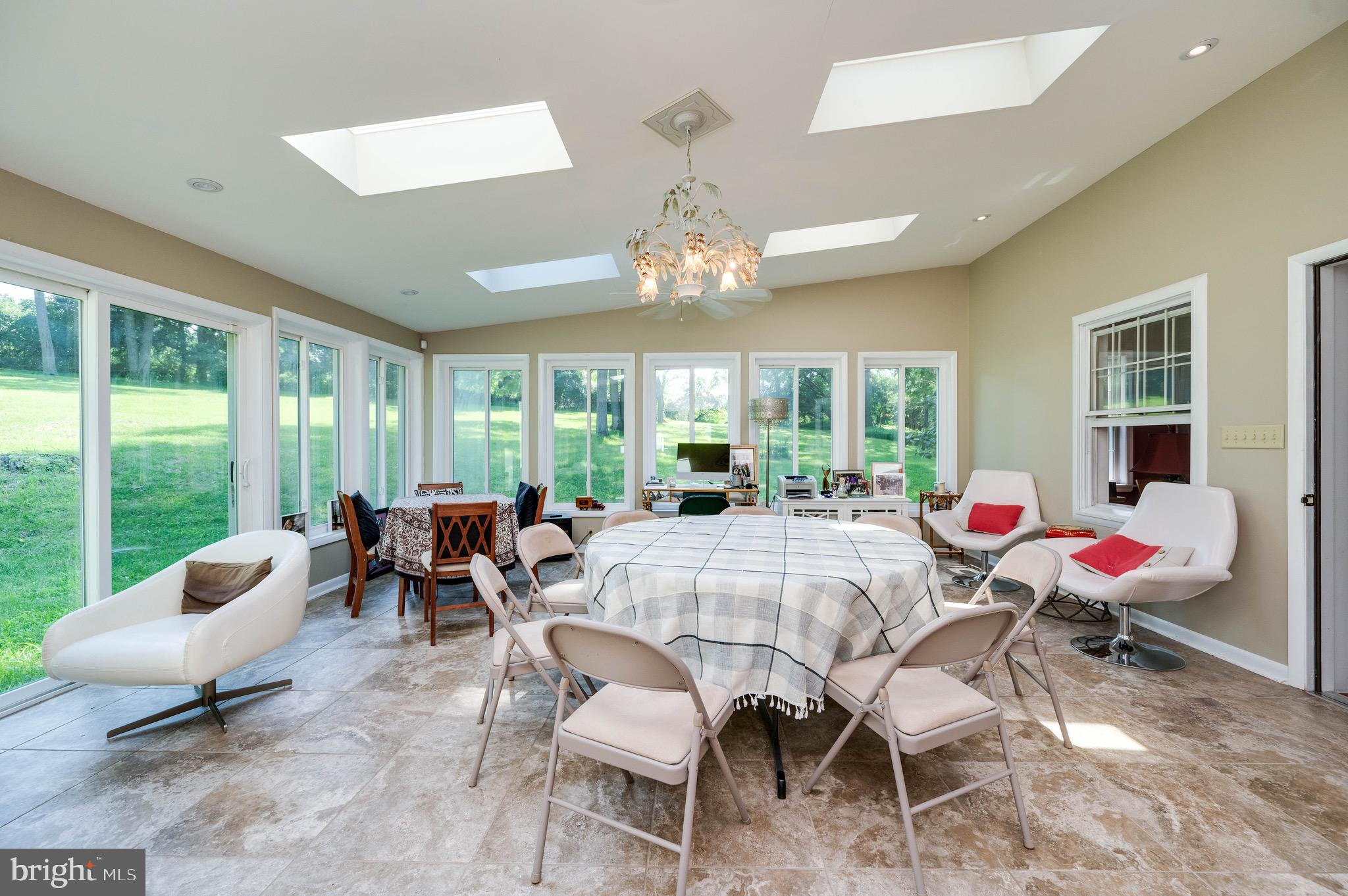 578 Old Lancaster Pike Reading, PA 19607 - Photo 23 of 87