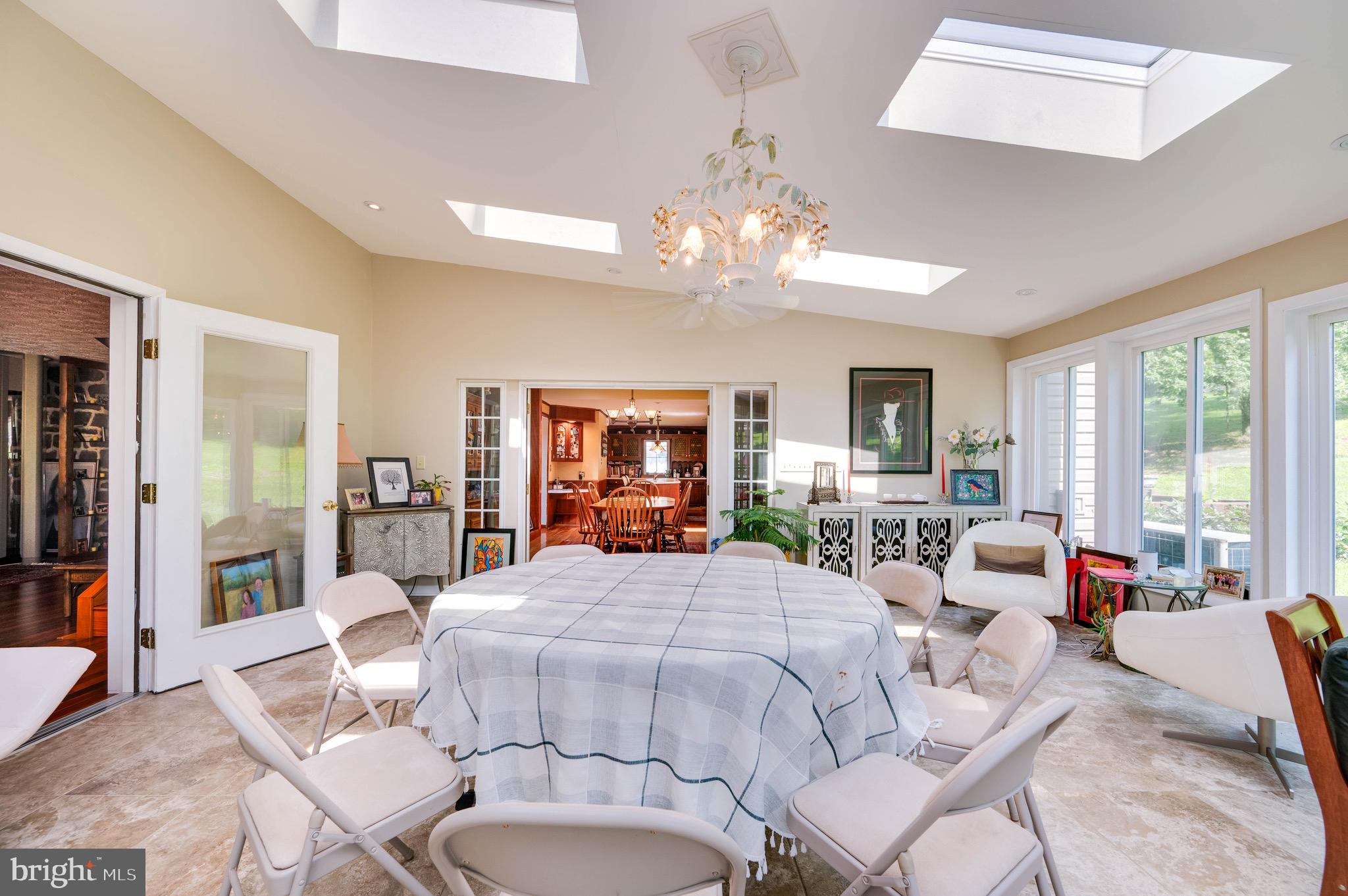 578 Old Lancaster Pike Reading, PA 19607 - Photo 26 of 87