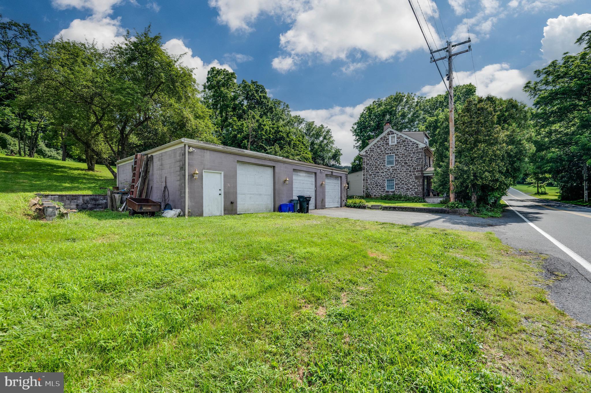 578 Old Lancaster Pike Reading, PA 19607 - Photo 59 of 87