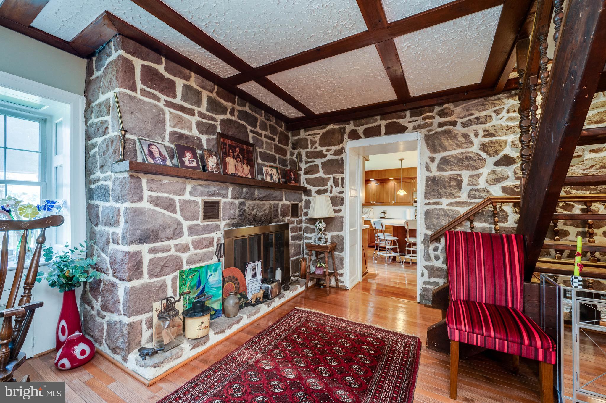 578 Old Lancaster Pike Reading, PA 19607 - Photo 7 of 87