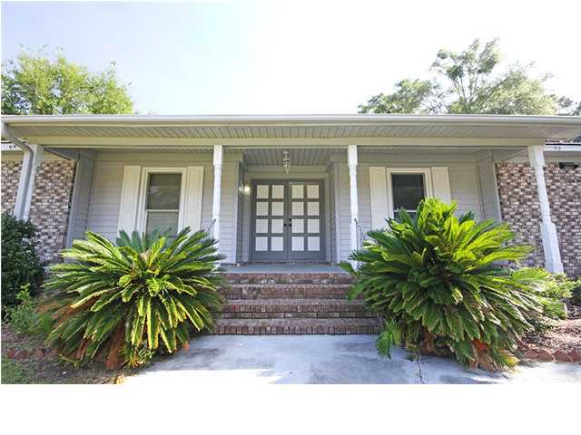 1130 Rosemead Road Mount Pleasant, SC 29464 - Photo 2 of 18 Additional Photo