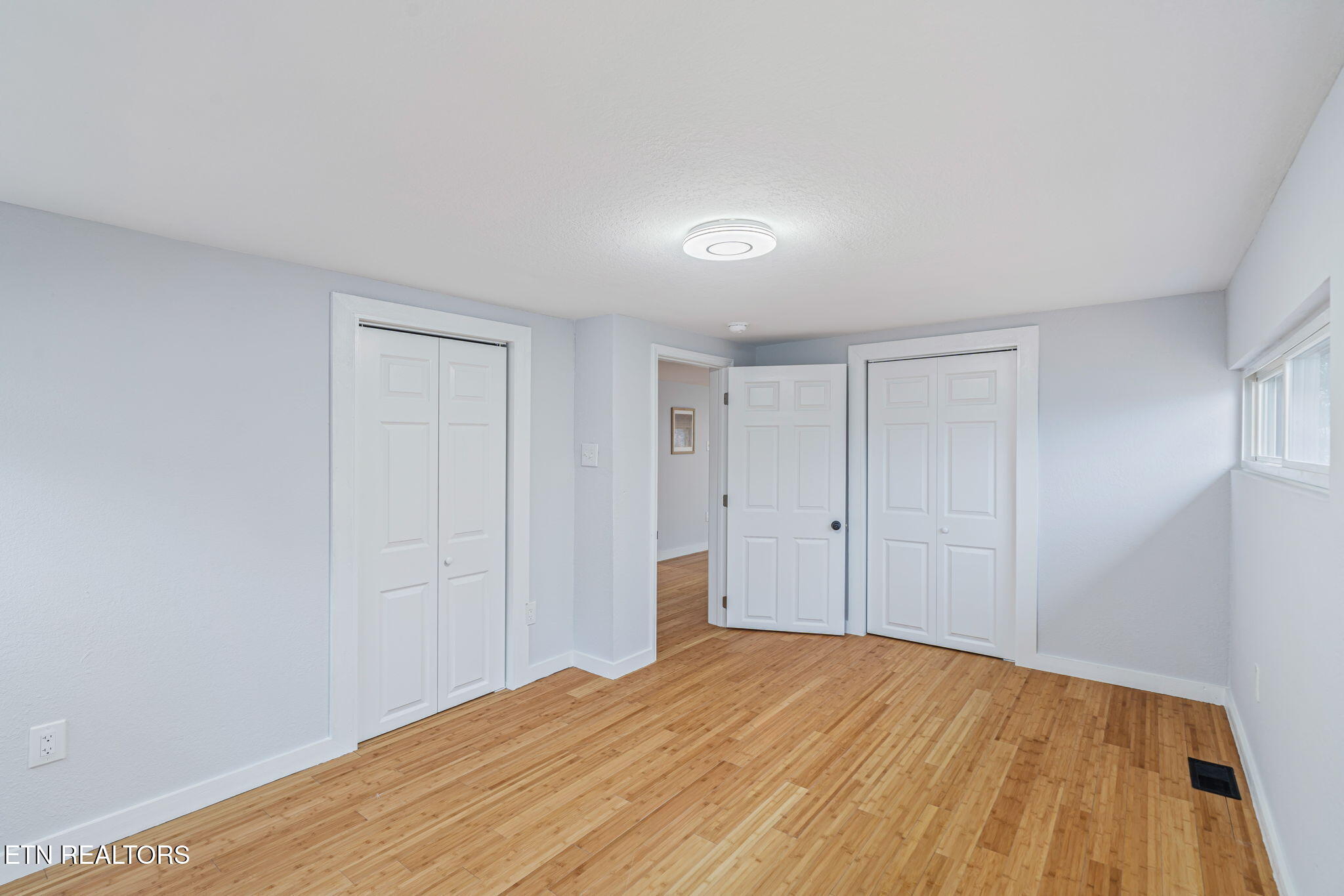 100 Wellington Circle Oak Ridge, TN 37830 - Photo 16 of 35 20-web-or-mls-100 Wellington Cirlce-21