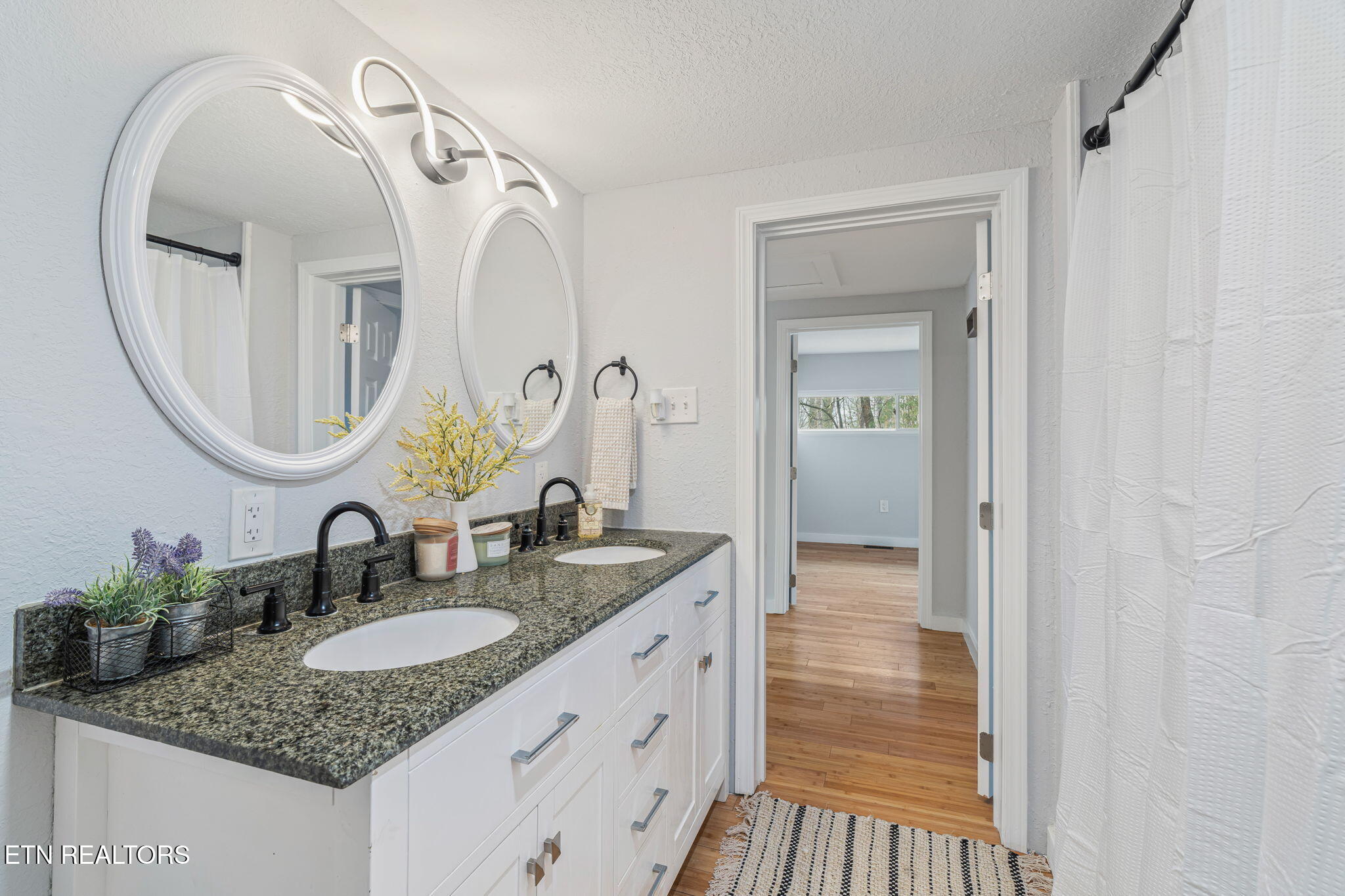 100 Wellington Circle Oak Ridge, TN 37830 - Photo 19 of 35 23-web-or-mls-100 Wellington Cirlce-24