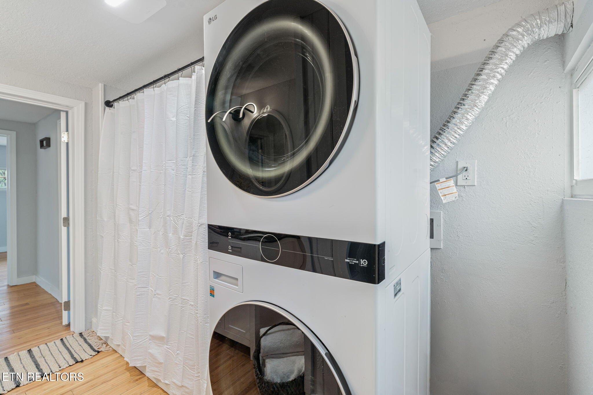 100 Wellington Circle Oak Ridge, TN 37830 - Photo 22 of 35 26-web-or-mls-100 Wellington Cirlce-27