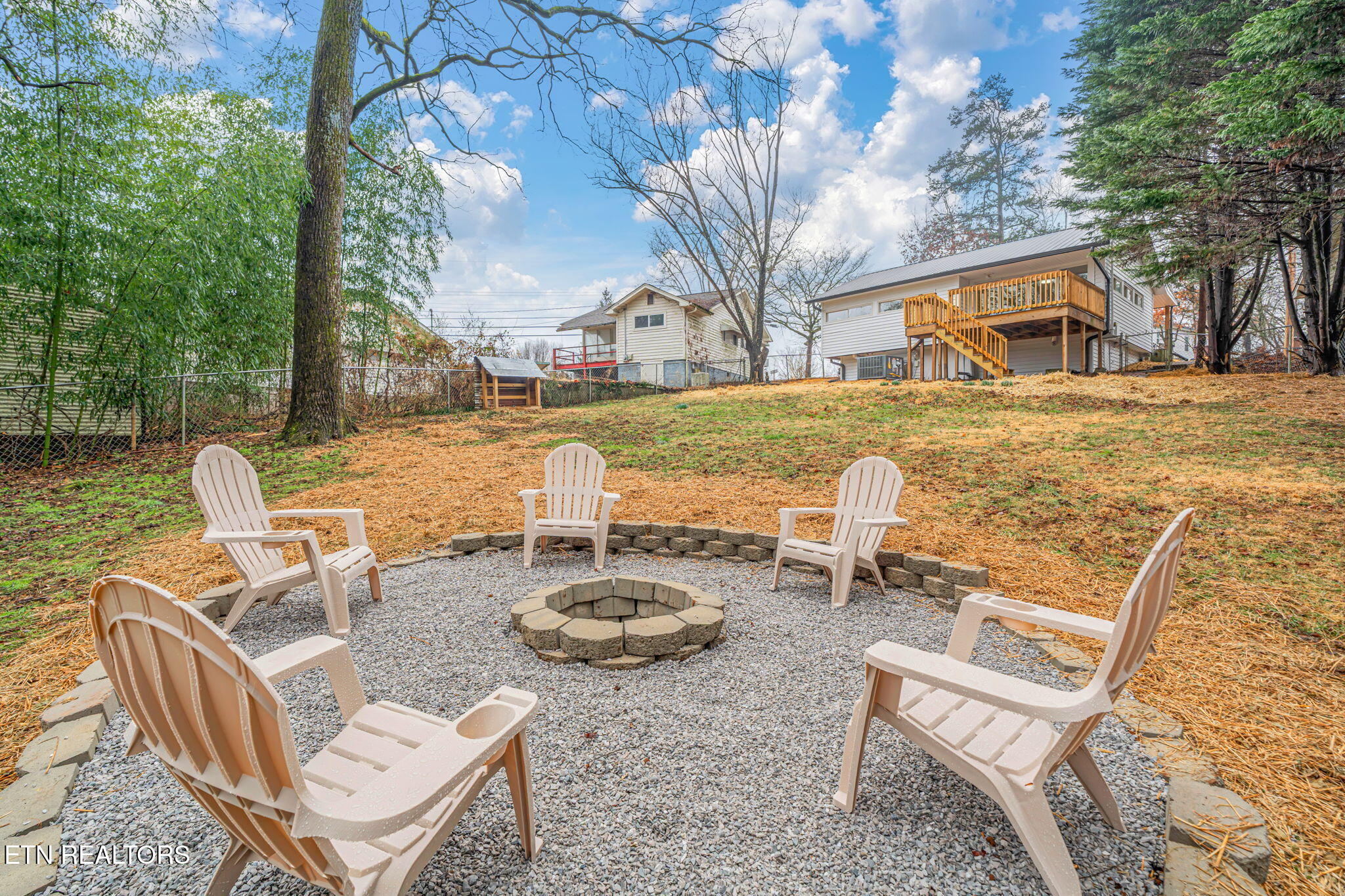 100 Wellington Circle Oak Ridge, TN 37830 - Photo 31 of 35 35-web-or-mls-100 Wellington Cirlce-36