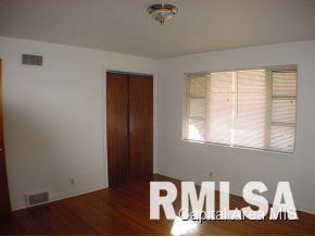411 West Lawrence Avenue Springfield, IL 62704 - Photo 12 of 20