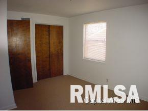 411 West Lawrence Avenue Springfield, IL 62704 - Photo 13 of 20