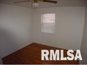 411 West Lawrence Avenue Springfield, IL 62704 - Photo 18 of 20