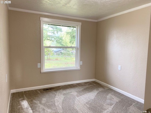 38816 Wendling Road Marcola, OR 97454 - Photo 12 of 28 Gallery Image 12