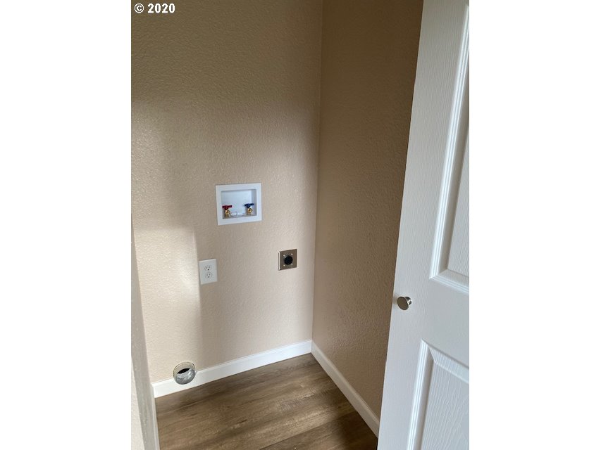 38816 Wendling Road Marcola, OR 97454 - Photo 14 of 28 Gallery Image 14
