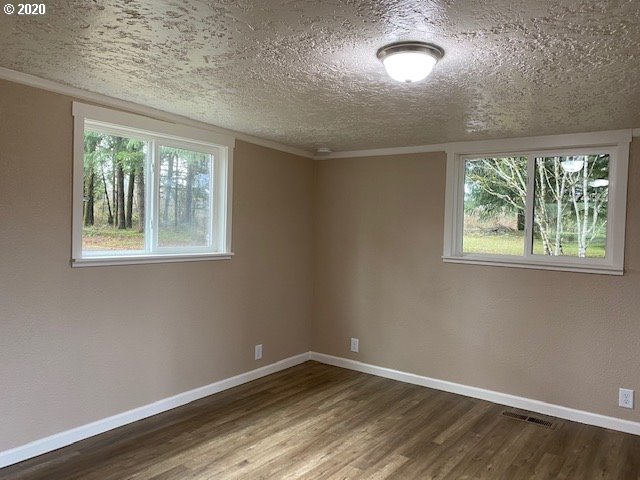 38816 Wendling Road Marcola, OR 97454 - Photo 3 of 28 Gallery Image 3