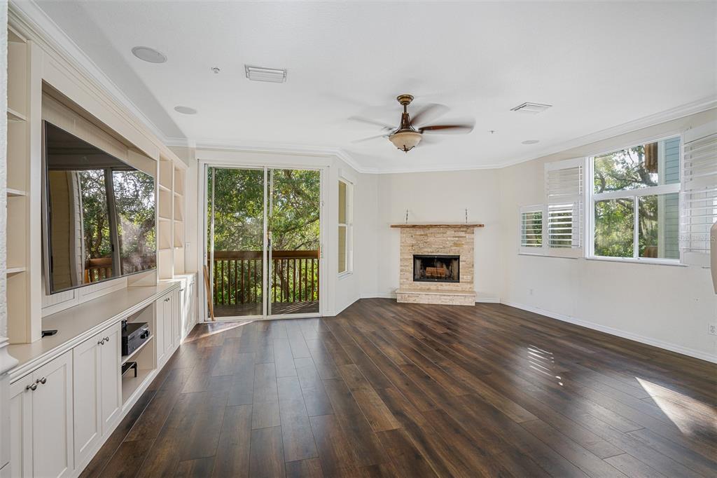 1381 Curlew Road Dunedin, FL 34698 - Photo 17 of 37