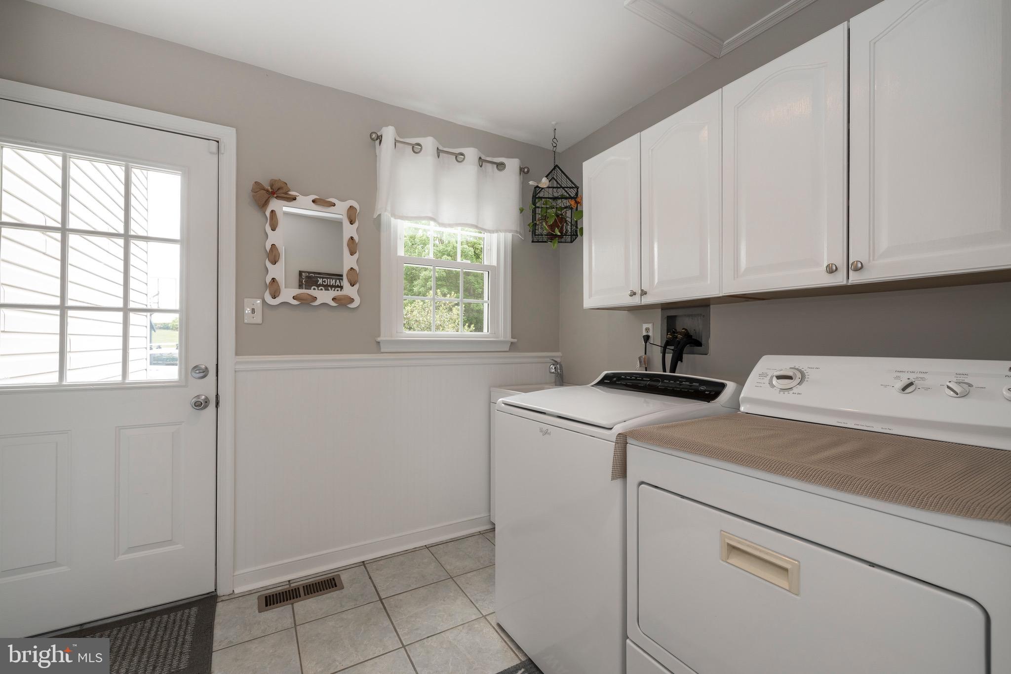 40 Ravine Road Malvern, PA 19355 - Photo 17 of 64 1st Floor Laundry Rm/Mud Room
