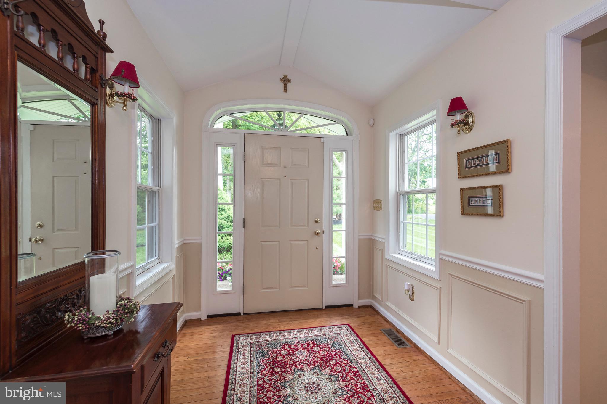 40 Ravine Road Malvern, PA 19355 - Photo 7 of 64 Bump out foyer with hardwood floors