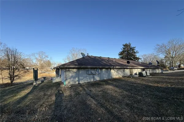 $299,900 | 1237 Lay Avenue, Warsaw, MO 65355