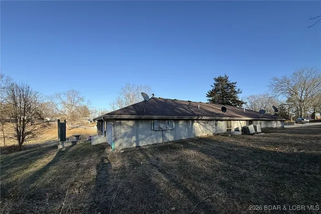 $299,900 | 1237 Lay Avenue, Warsaw, MO 65355