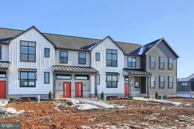 $2,400 | 121 Despina Drive, Mechanicsburg, PA 17055