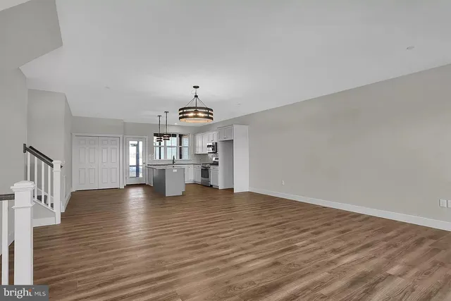 $2,400 | 121 Despina Drive, Mechanicsburg, PA 17055