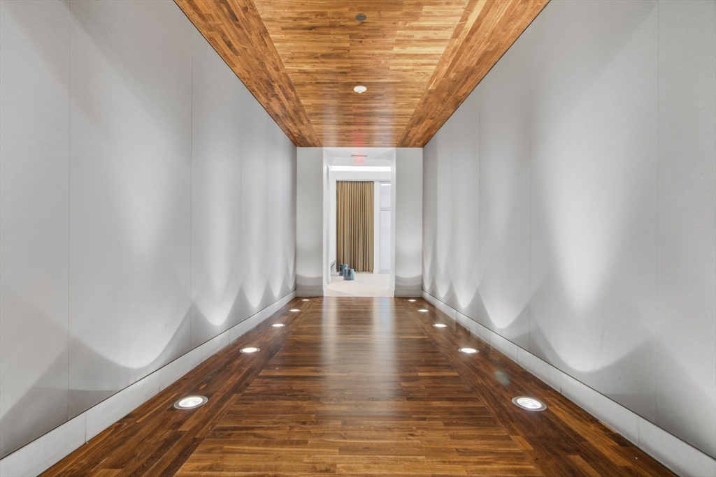285 Columbus Avenue, Unit PH 805 Boston, MA 02116 - Photo 37 of 42 a view of entryway with wooden floor