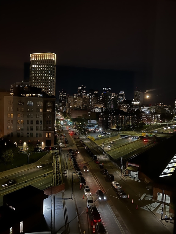285 Columbus Avenue, Unit PH 805 Boston, MA 02116 - Photo 42 of 42 a view of a balcony