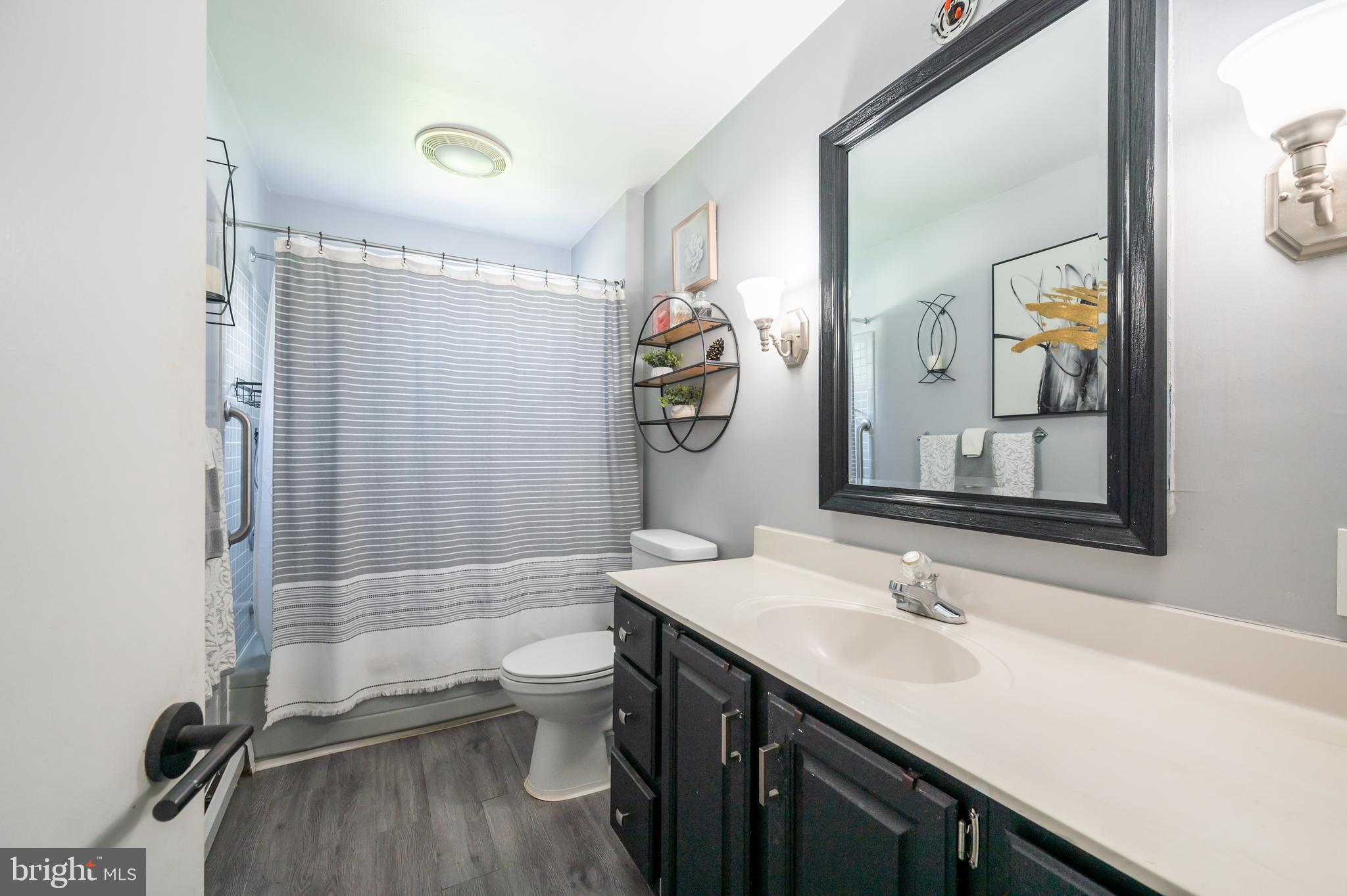 738 Longstreth Road Warminster, PA 18974 - Photo 23 of 30