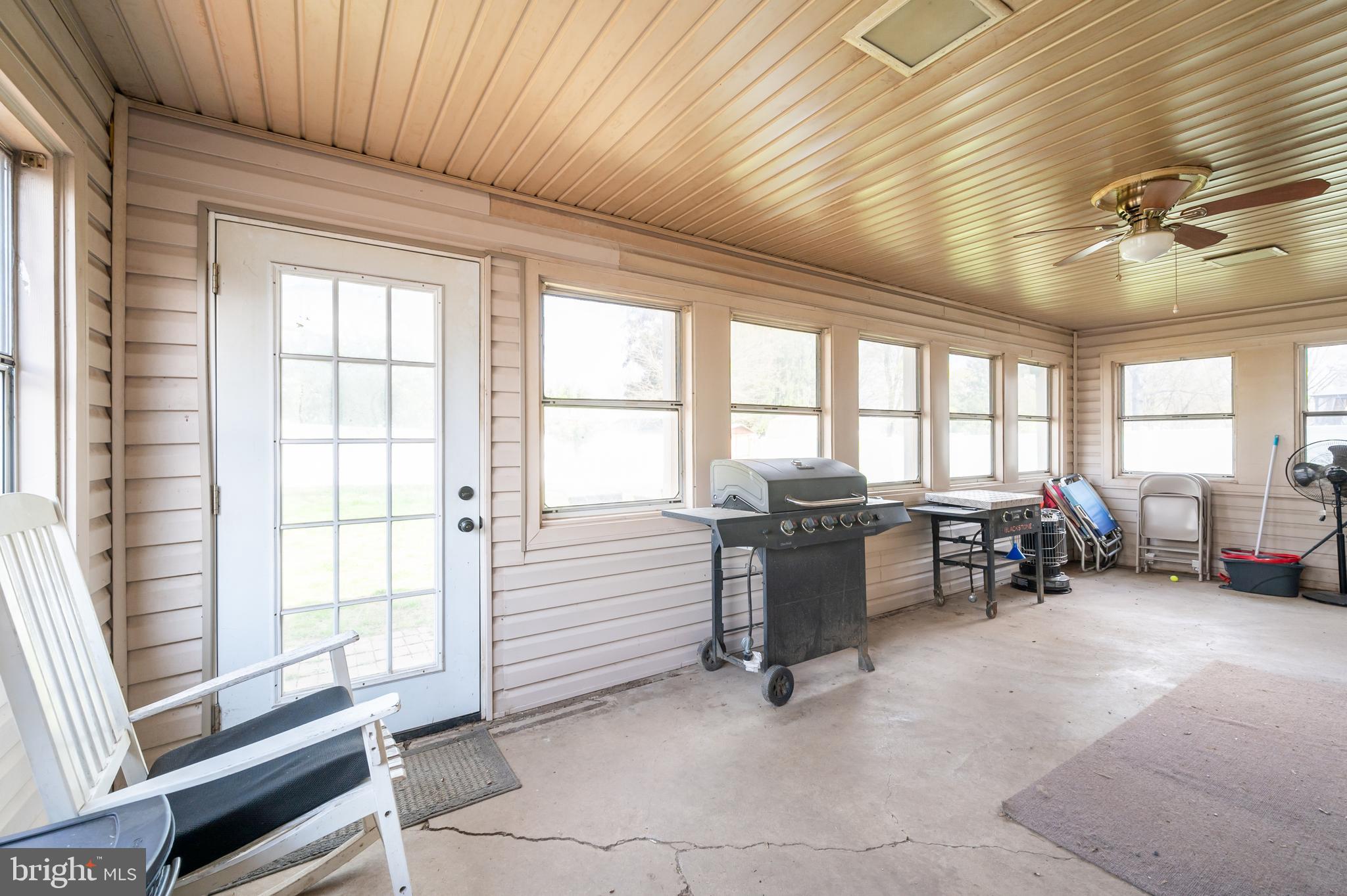 738 Longstreth Road Warminster, PA 18974 - Photo 26 of 30