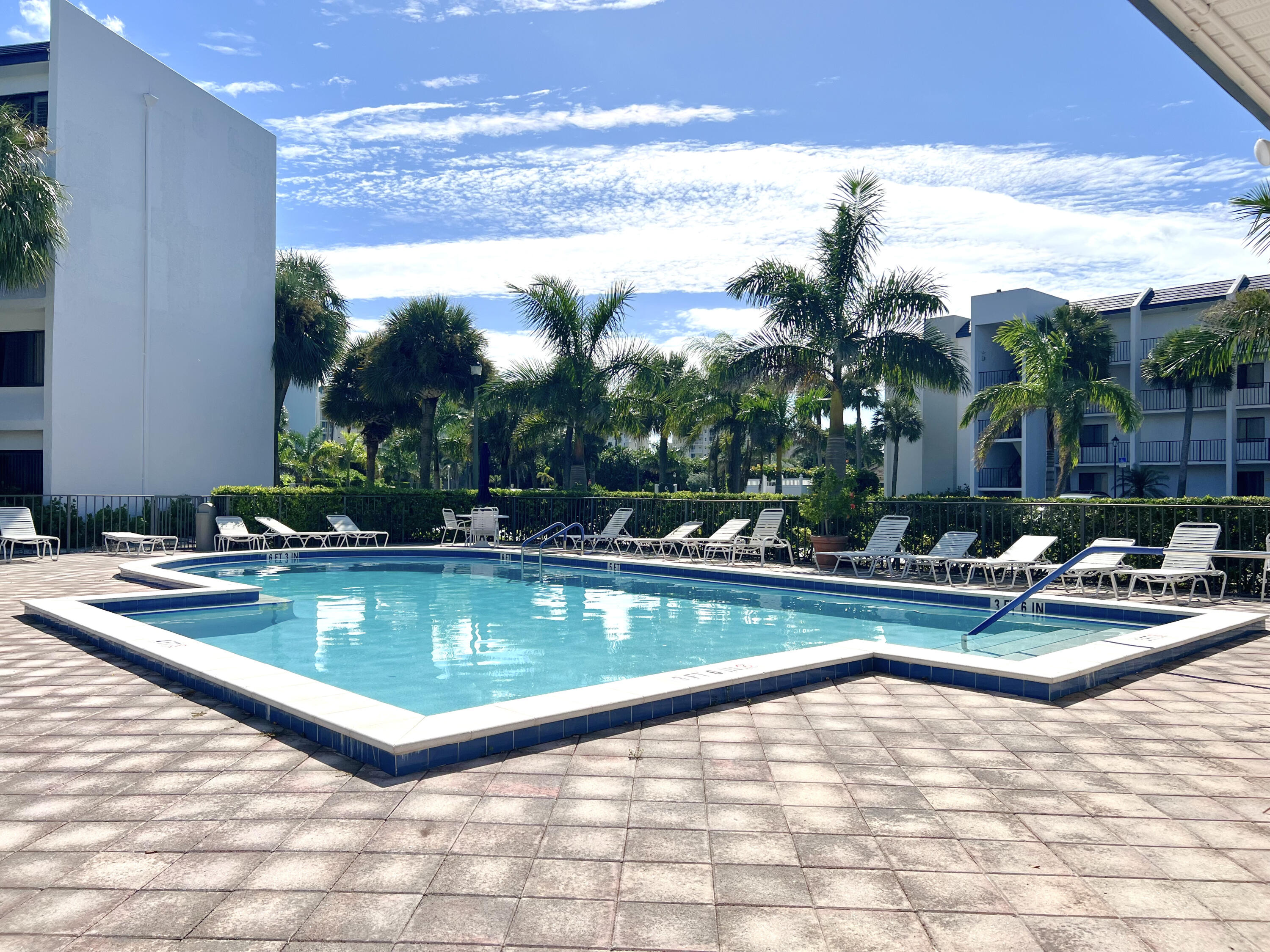 1605 Highway 1, Unit C104 Jupiter, FL 33477 - Photo 18 of 24 IMG_4473