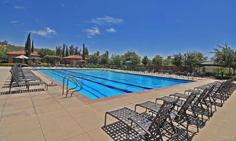 25 Bridge Trail Irvine, CA 92618 - Photo 25 of 25 a view of a terrace with sitting area