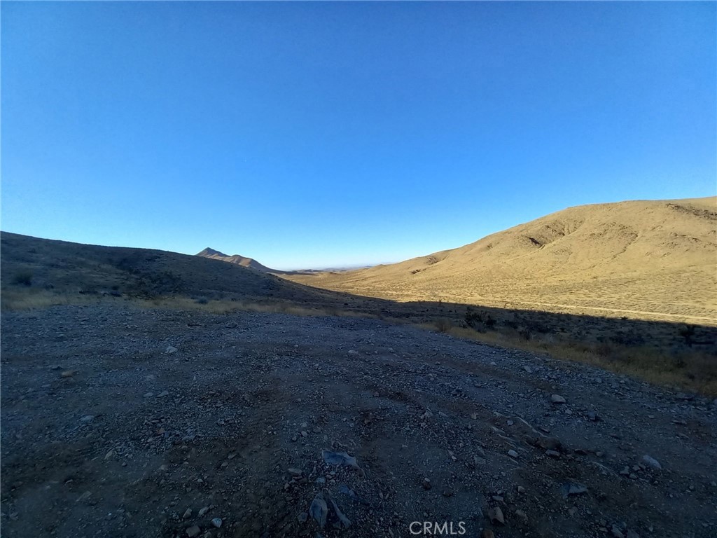 0 Lucerne Valley Cutoff Apple Valley, CA 92307 - Photo 3 of 3 a view of ocean view and mountain