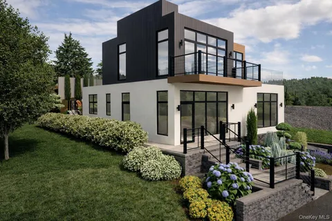 $249,999 | 25 Sunnyside Avenue | Highland Park