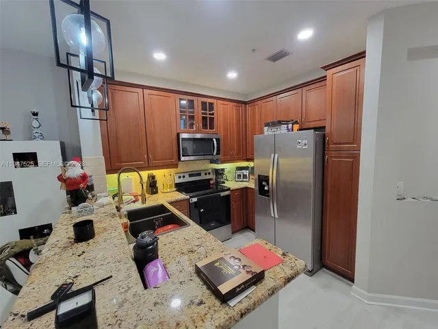 $1,250 | Miramar, Miramar, FL 33025