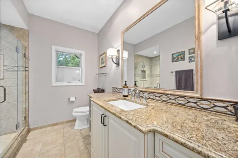 5454 Lee Avenue, Downers Grove, IL 60515