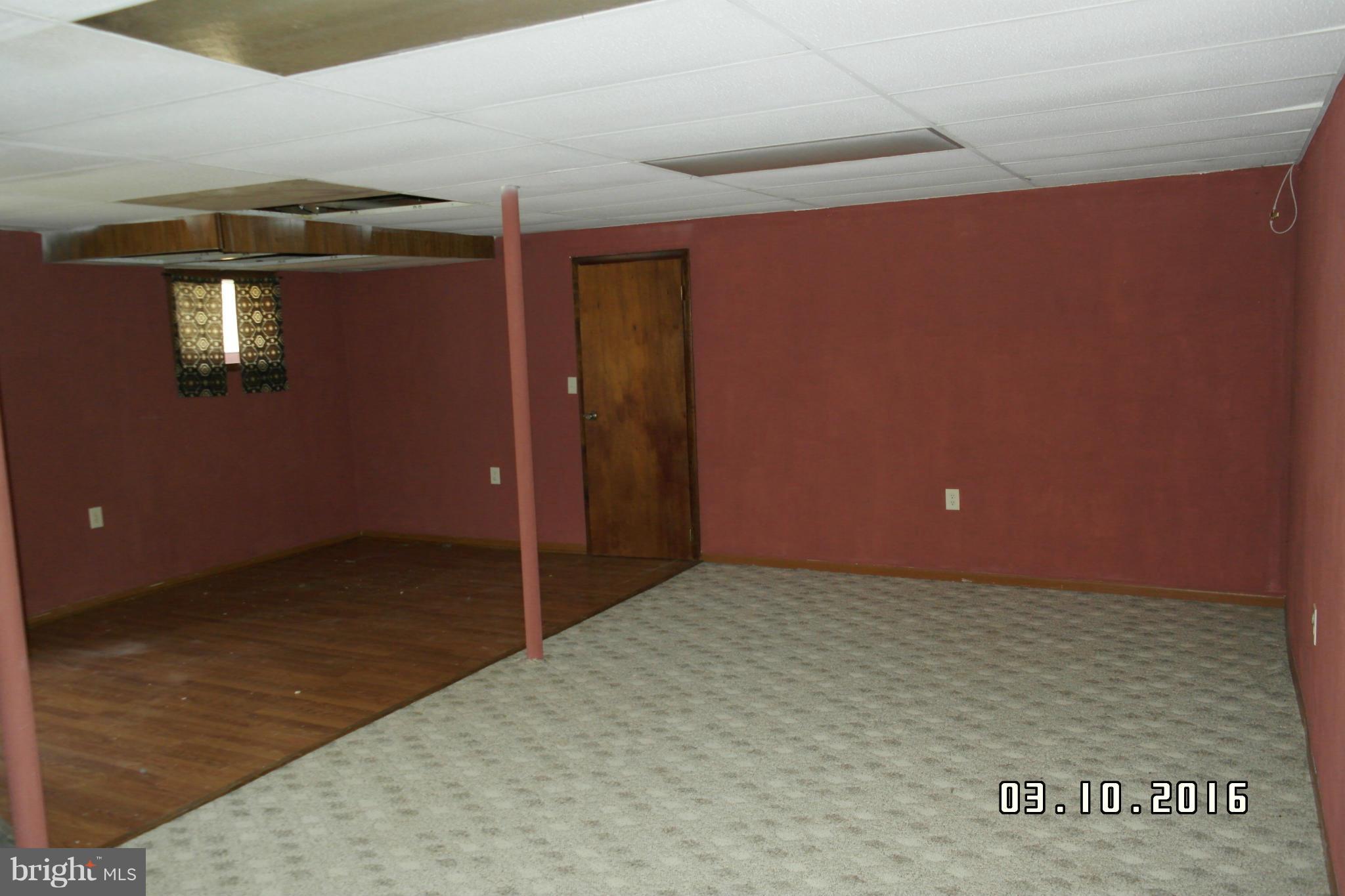 4524 Elmer Derr Road Frederick, MD 21703 - Photo 14 of 15 a view of a room