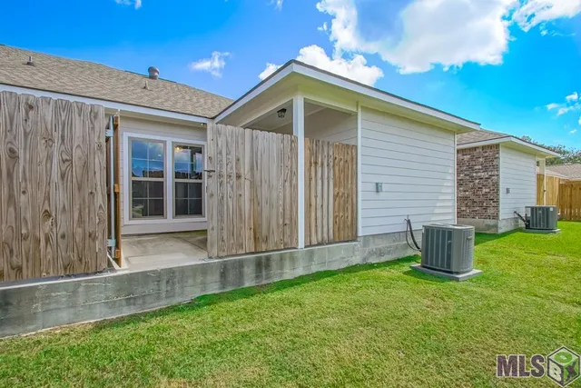 $211,000 | 33260 La Highway, Unit 13A, Denham Springs, LA 70706