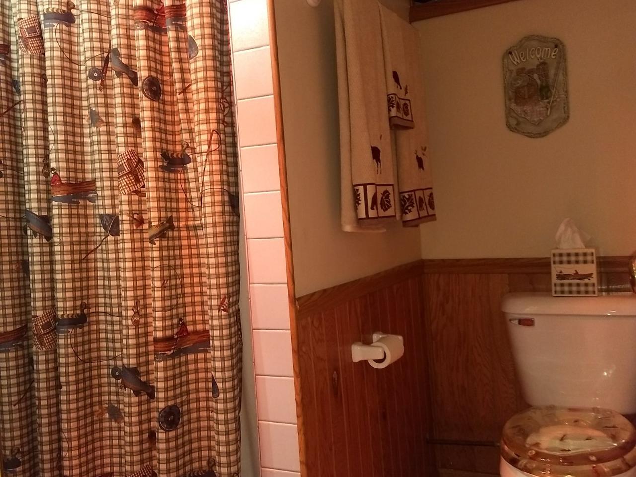W7555 Valley Road Tomahawk, WI 54487 - Photo 17 of 25 Gallery Image 17