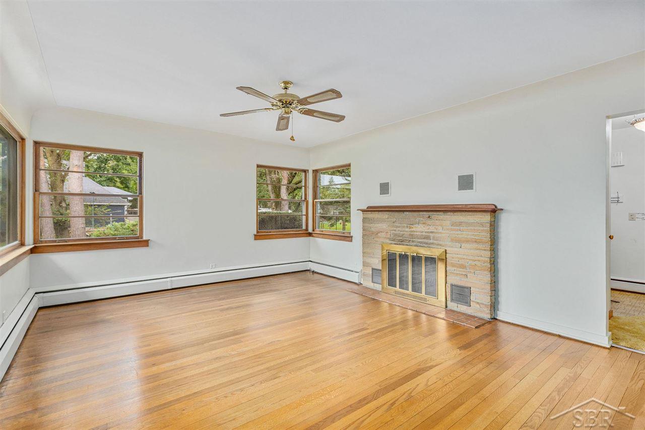 3770 Williamson Road Saginaw, MI 48601 - Photo 9 of 39 50055806-8.JPG