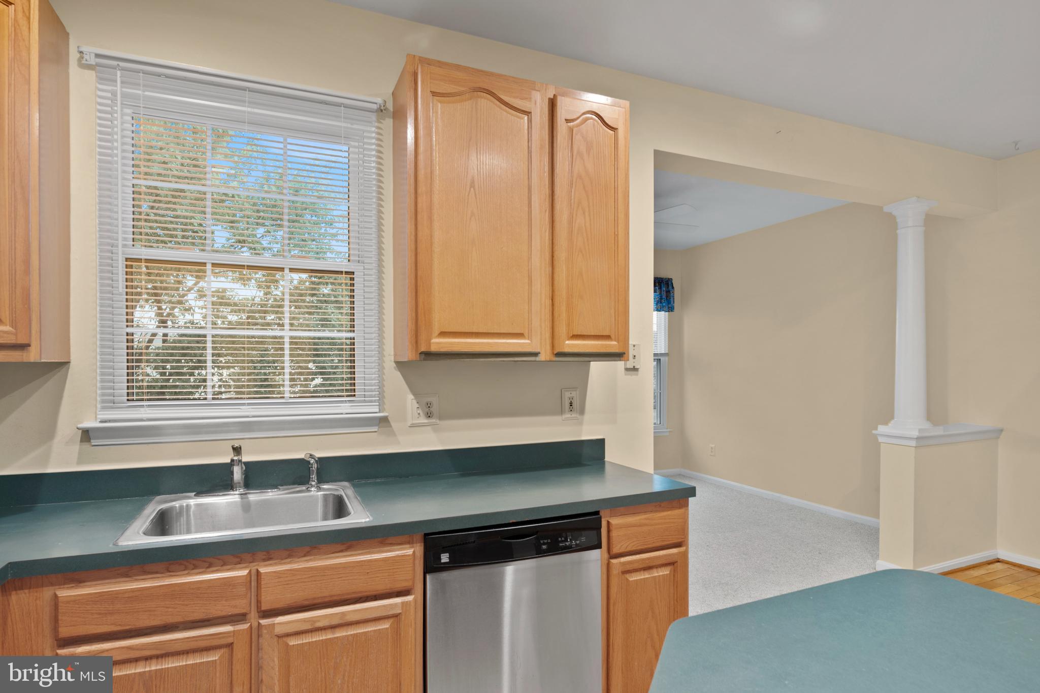 7533 Moraine Drive Hanover, MD 21076 - Photo 15 of 29 Kitchen (alt view)